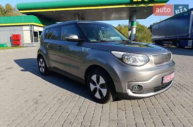 Внедорожник / Кроссовер Kia Soul EV 2015 в 