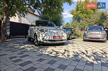 Внедорожник / Кроссовер Kia Soul EV 2015 в Ивано-Франковске