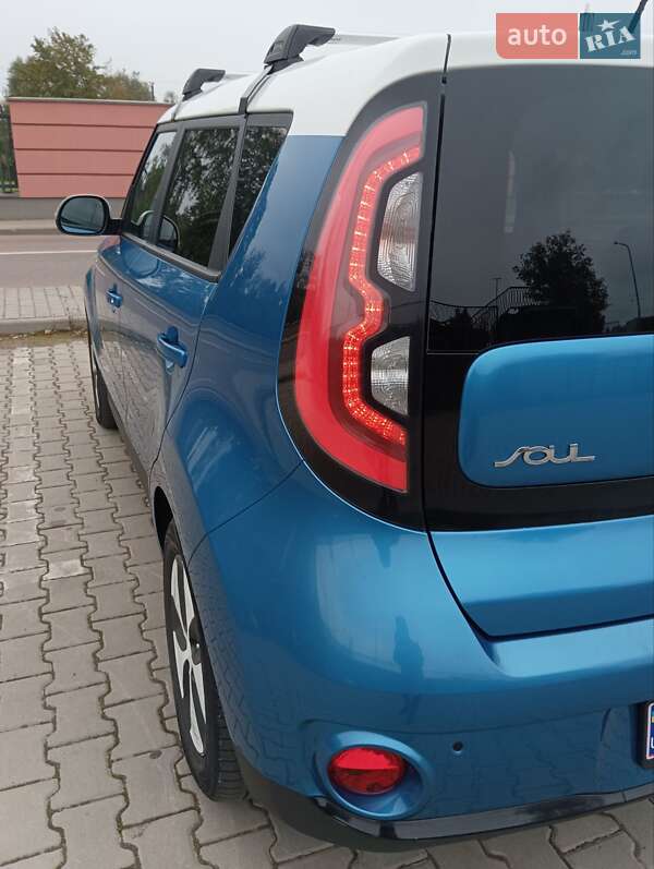 Внедорожник / Кроссовер Kia Soul EV 2016 в Дрогобыче