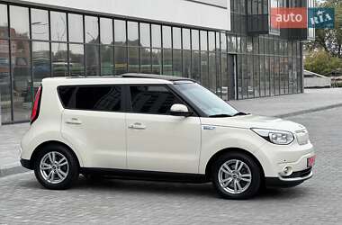 Внедорожник / Кроссовер Kia Soul EV 2017 в 