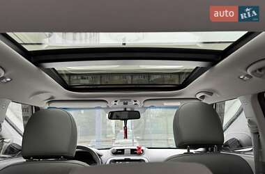 Внедорожник / Кроссовер Kia Soul EV 2017 в 