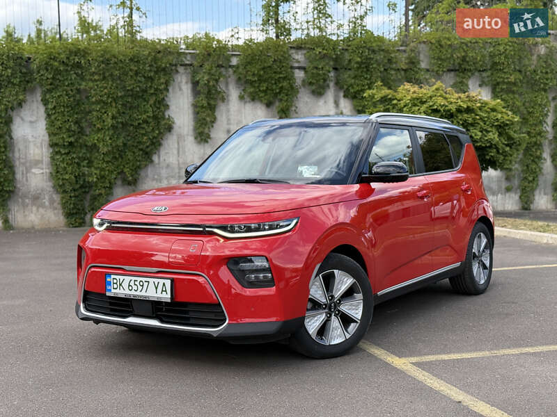 Позашляховик / Кросовер Kia Soul EV 2020 в Рівному