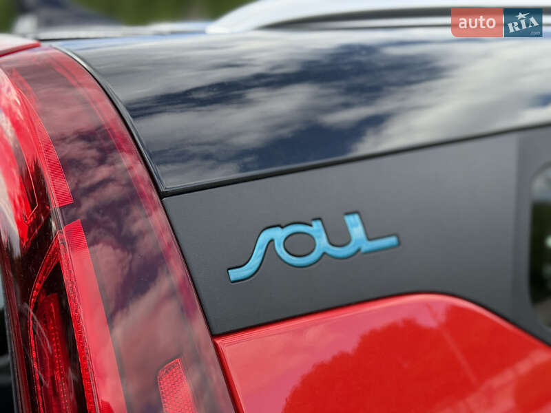 Позашляховик / Кросовер Kia Soul EV 2020 в Рівному