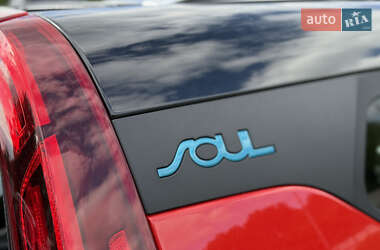 Внедорожник / Кроссовер Kia Soul EV 2020 в 