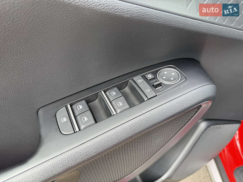 Позашляховик / Кросовер Kia Soul EV 2020 в Рівному