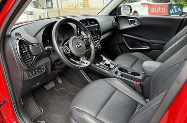 Внедорожник / Кроссовер Kia Soul EV 2020 в 