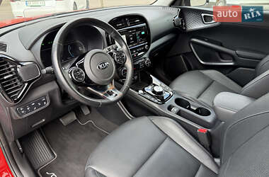 Внедорожник / Кроссовер Kia Soul EV 2020 в 
