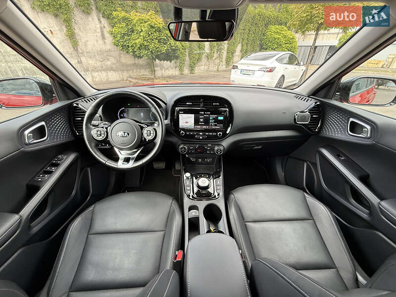 Позашляховик / Кросовер Kia Soul EV 2020 в Рівному