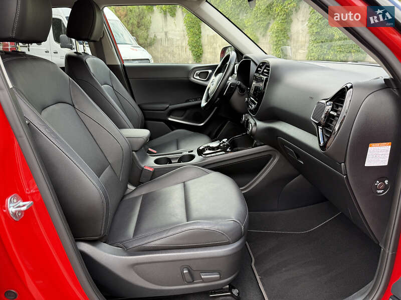 Позашляховик / Кросовер Kia Soul EV 2020 в Рівному