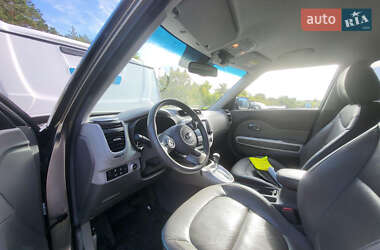 Позашляховик / Кросовер Kia Soul EV 2015 в Бурштині