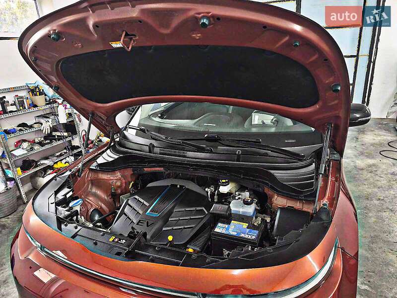 Внедорожник / Кроссовер Kia Soul EV 2020 в Луцке