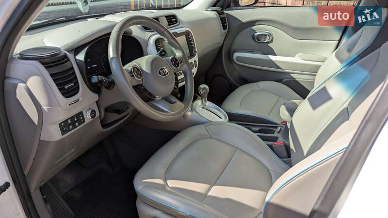Внедорожник / Кроссовер Kia Soul EV 2018 в Киеве фото 14 Внедорожник / Кроссовер Kia Soul EV 2018 в Киеве