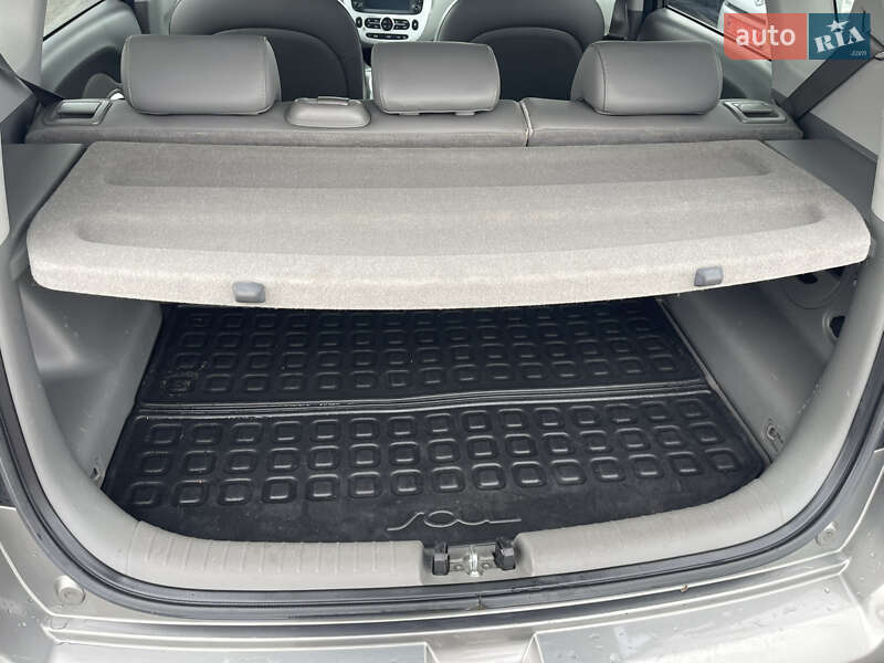 Позашляховик / Кросовер Kia Soul EV 2015 в Луцьку фото 20 Позашляховик / Кросовер Kia Soul EV 2015 в Луцьку