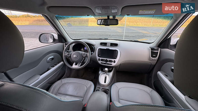 Позашляховик / Кросовер Kia Soul EV 2018 в Луцьку