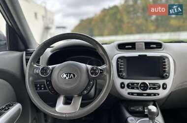 Позашляховик / Кросовер Kia Soul EV 2015 в  фото 12 Позашляховик / Кросовер Kia Soul EV 2015 в