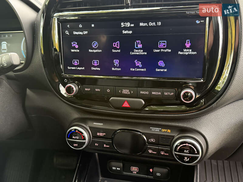 Позашляховик / Кросовер Kia Soul EV 2022 в Києві фото 31 Позашляховик / Кросовер Kia Soul EV 2022 в Києві