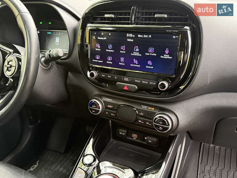 Позашляховик / Кросовер Kia Soul EV 2022 в Києві фото 33 Позашляховик / Кросовер Kia Soul EV 2022 в Києві