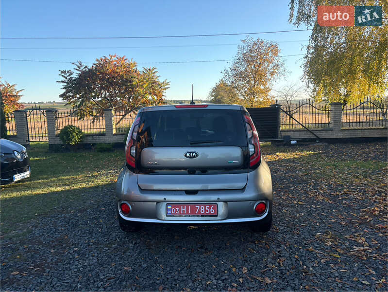 Позашляховик / Кросовер Kia Soul EV 2016 в Луцьку фото 6 Позашляховик / Кросовер Kia Soul EV 2016 в Луцьку
