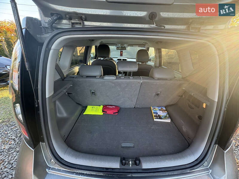 Позашляховик / Кросовер Kia Soul EV 2016 в Луцьку фото 18 Позашляховик / Кросовер Kia Soul EV 2016 в Луцьку