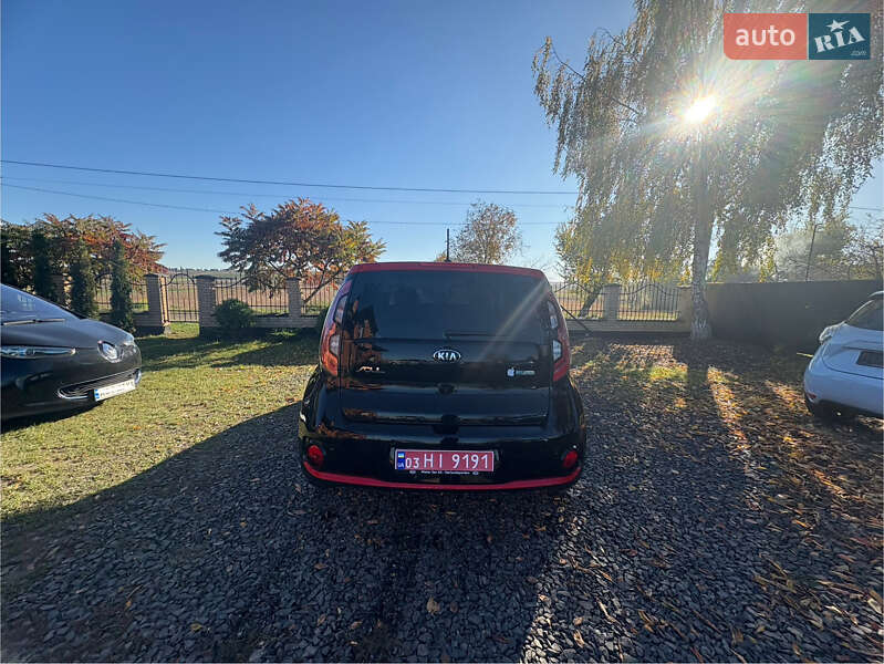 Позашляховик / Кросовер Kia Soul EV 2015 в Луцьку фото 15 Позашляховик / Кросовер Kia Soul EV 2015 в Луцьку