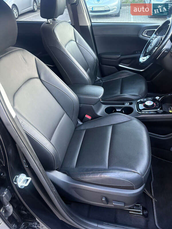 Позашляховик / Кросовер Kia Soul EV 2020 в Рівному фото 23 Позашляховик / Кросовер Kia Soul EV 2020 в Рівному