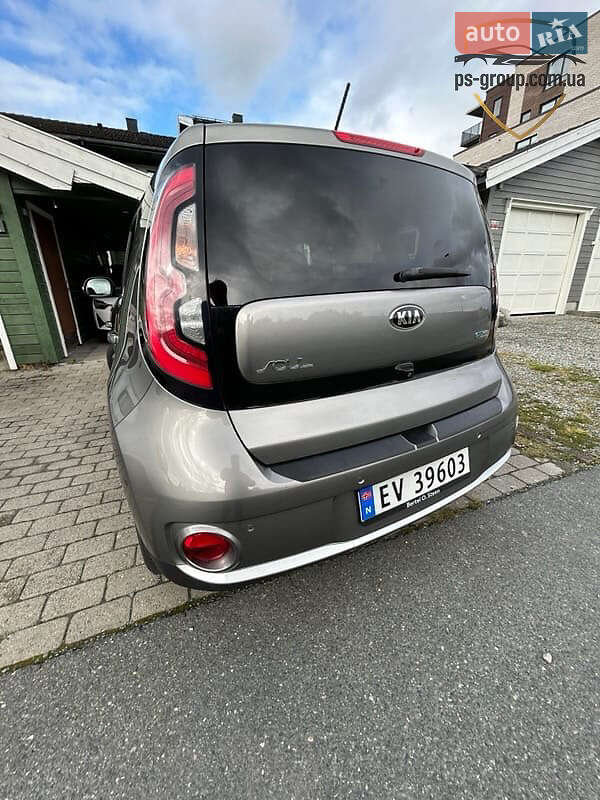 Позашляховик / Кросовер Kia Soul EV 2018 в Луцьку