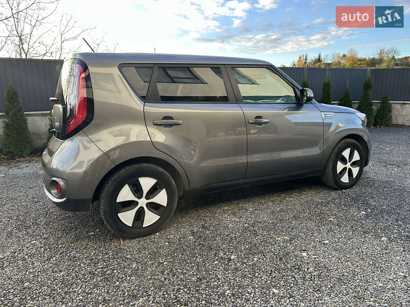 Внедорожник / Кроссовер Kia Soul EV 2017 в Тернополе фото 2 Внедорожник / Кроссовер Kia Soul EV 2017 в Тернополе