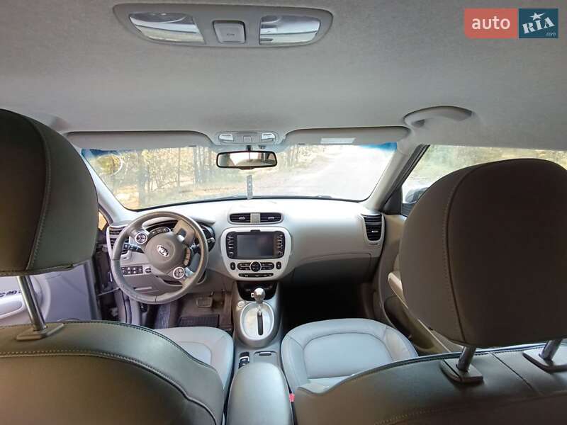 Внедорожник / Кроссовер Kia Soul EV 2015 в Остроге фото 10 Внедорожник / Кроссовер Kia Soul EV 2015 в Остроге