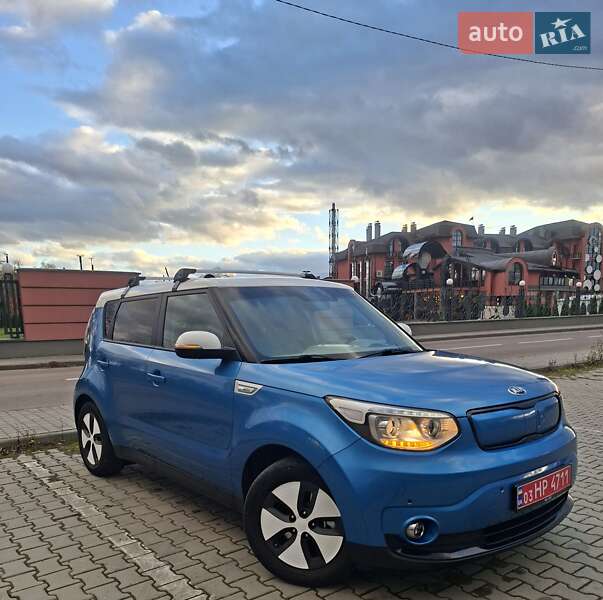 Внедорожник / Кроссовер Kia Soul EV 2016 в Дрогобыче фото 3 Внедорожник / Кроссовер Kia Soul EV 2016 в Дрогобыче