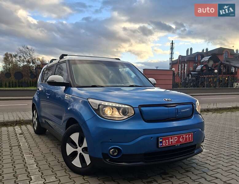 Внедорожник / Кроссовер Kia Soul EV 2016 в Дрогобыче фото 8 Внедорожник / Кроссовер Kia Soul EV 2016 в Дрогобыче