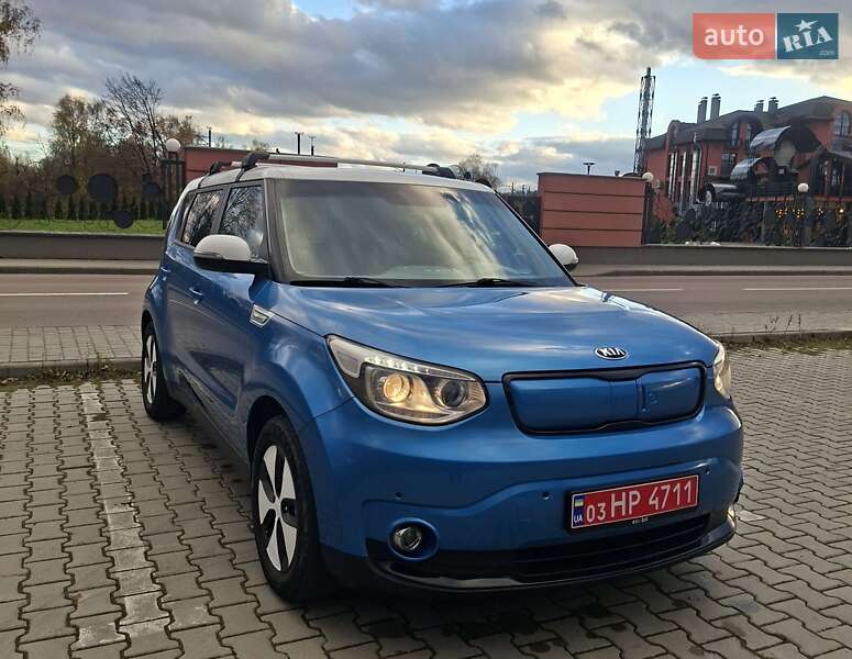 Внедорожник / Кроссовер Kia Soul EV 2016 в Дрогобыче фото 15 Внедорожник / Кроссовер Kia Soul EV 2016 в Дрогобыче