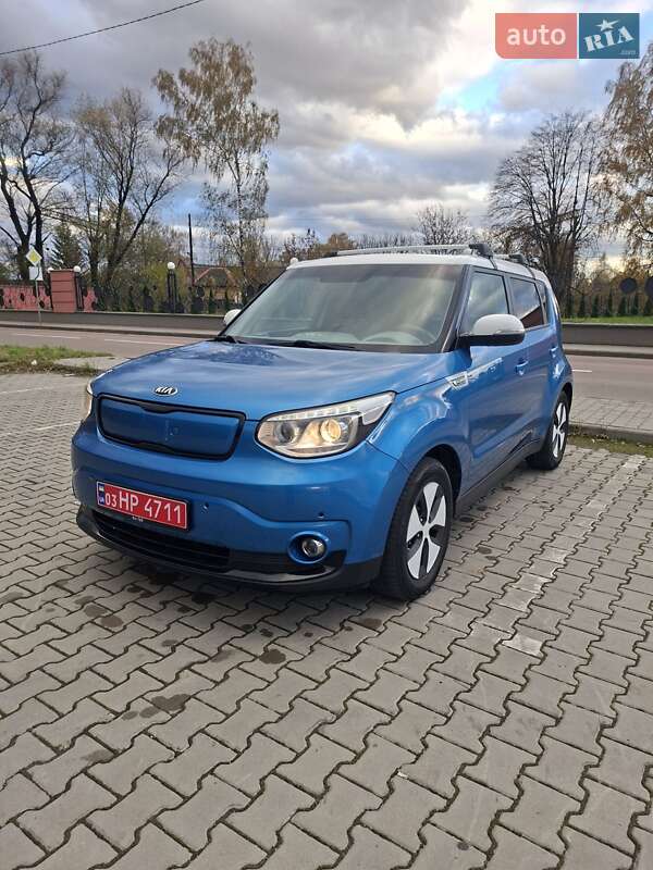 Внедорожник / Кроссовер Kia Soul EV 2016 в Дрогобыче фото 60 Внедорожник / Кроссовер Kia Soul EV 2016 в Дрогобыче