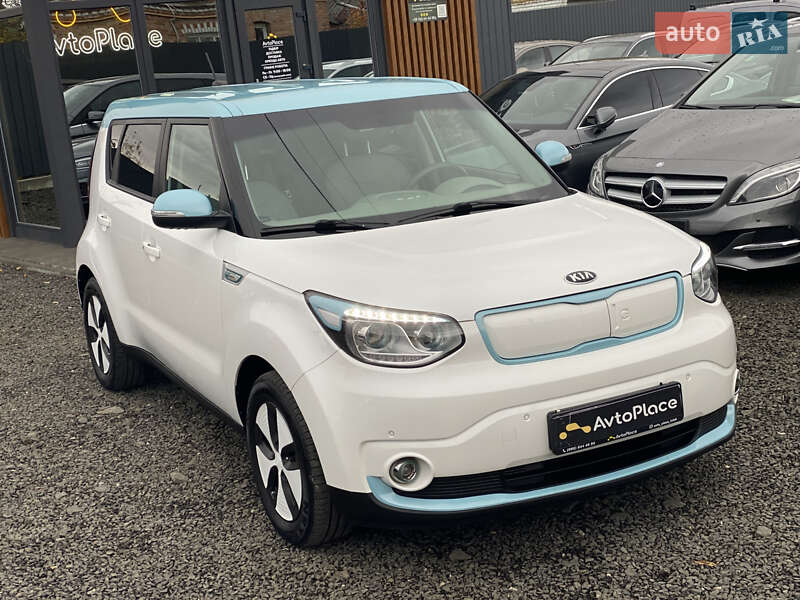 Позашляховик / Кросовер Kia Soul EV 2016 в Луцьку