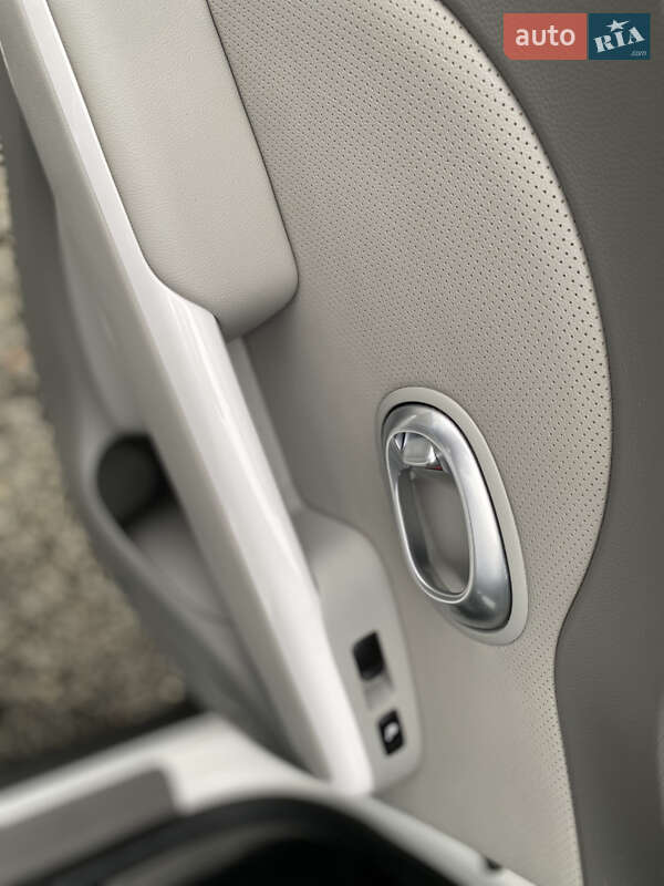 Позашляховик / Кросовер Kia Soul EV 2016 в Луцьку