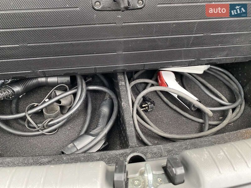 Позашляховик / Кросовер Kia Soul EV 2016 в Луцьку