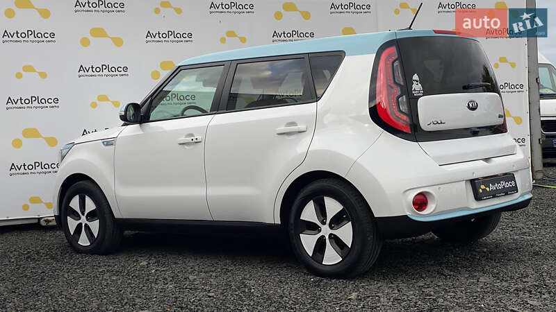 Позашляховик / Кросовер Kia Soul EV 2016 в Луцьку