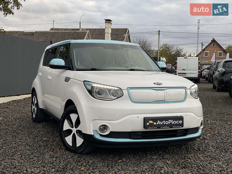 Позашляховик / Кросовер Kia Soul EV 2016 в Луцьку
