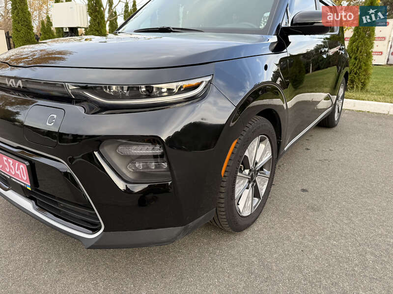 Внедорожник / Кроссовер Kia Soul EV 2023 в Киеве