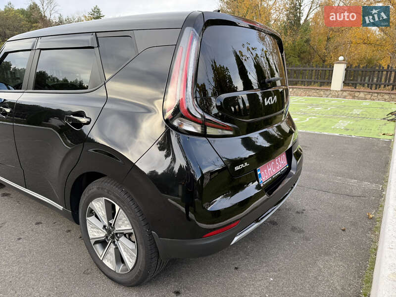Внедорожник / Кроссовер Kia Soul EV 2023 в Киеве