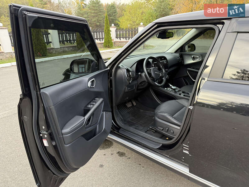 Внедорожник / Кроссовер Kia Soul EV 2023 в Киеве