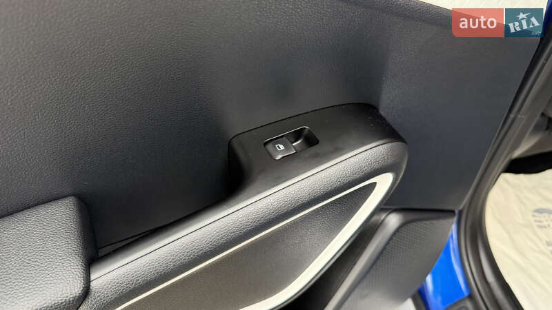 Внедорожник / Кроссовер Kia Soul EV 2021 в Киеве