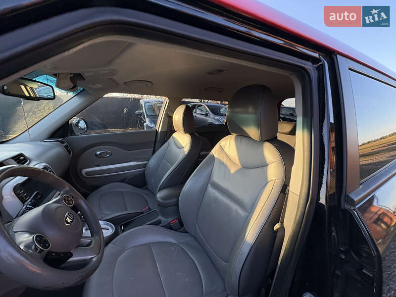 Внедорожник / Кроссовер Kia Soul EV 2015 в Луцке фото 20 Внедорожник / Кроссовер Kia Soul EV 2015 в Луцке