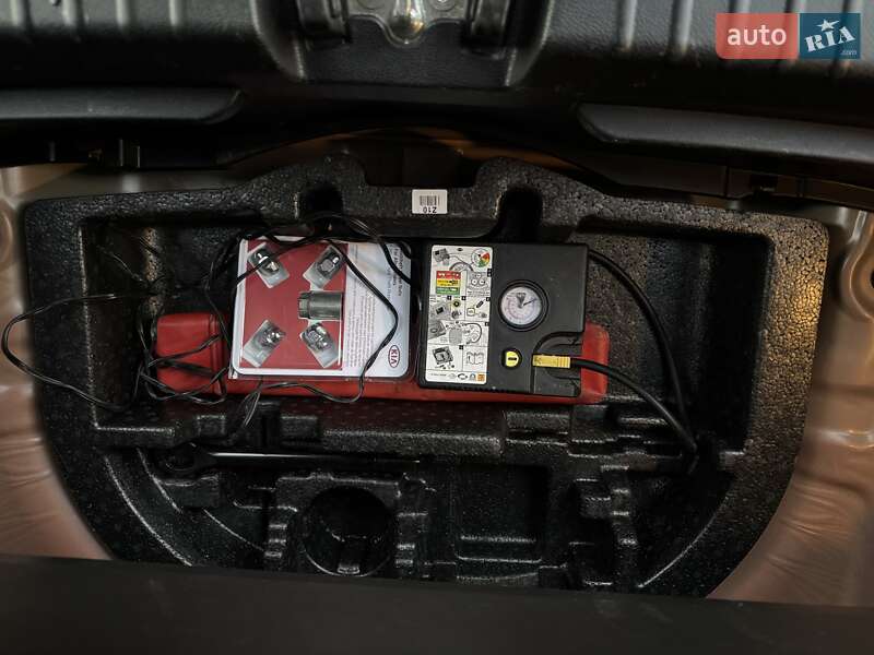 Позашляховик / Кросовер Kia Soul EV 2019 в Дрогобичі