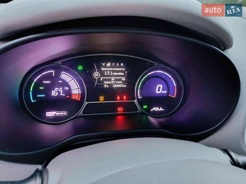 Внедорожник / Кроссовер Kia Soul EV 2015 в Львове