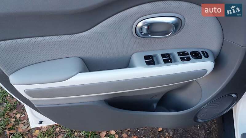 Внедорожник / Кроссовер Kia Soul EV 2014 в Луцке