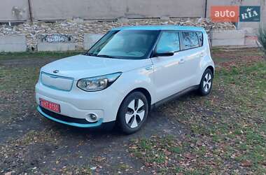 Внедорожник / Кроссовер Kia Soul EV 2014 в Луцке