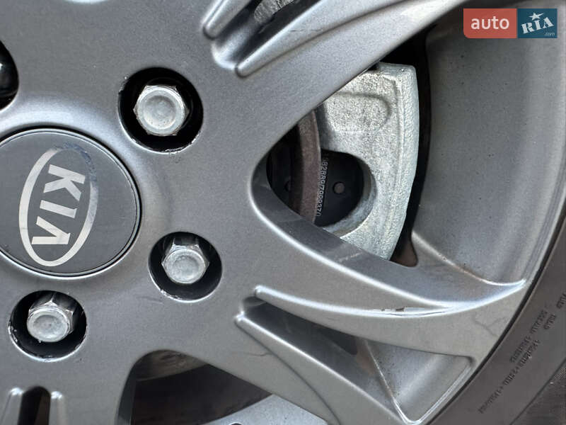 Позашляховик / Кросовер Kia Soul EV 2015 в Тернополі