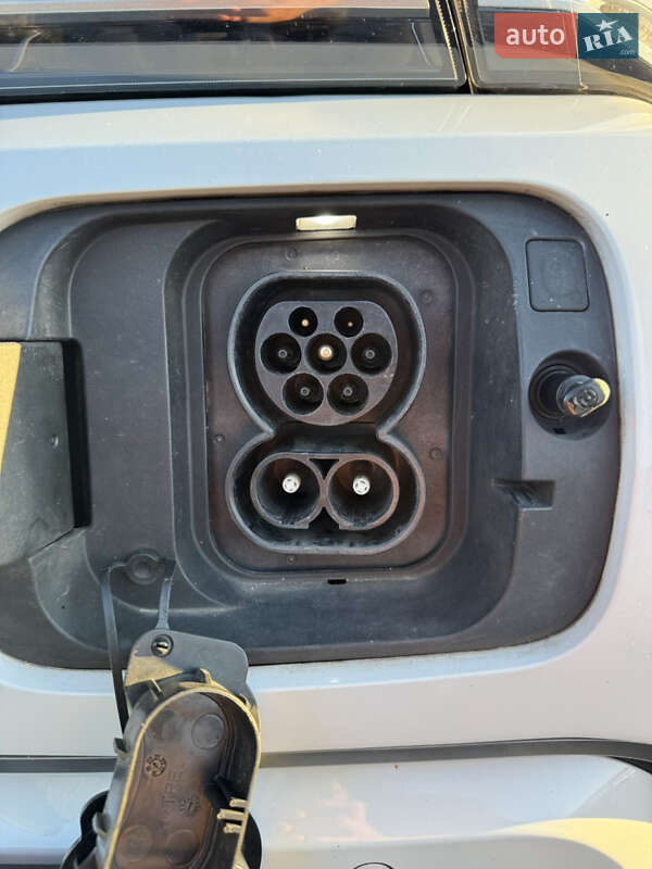 Внедорожник / Кроссовер Kia Soul EV 2022 в Ровно