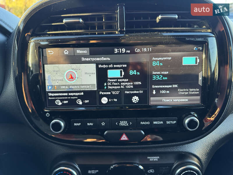 Внедорожник / Кроссовер Kia Soul EV 2022 в Ровно