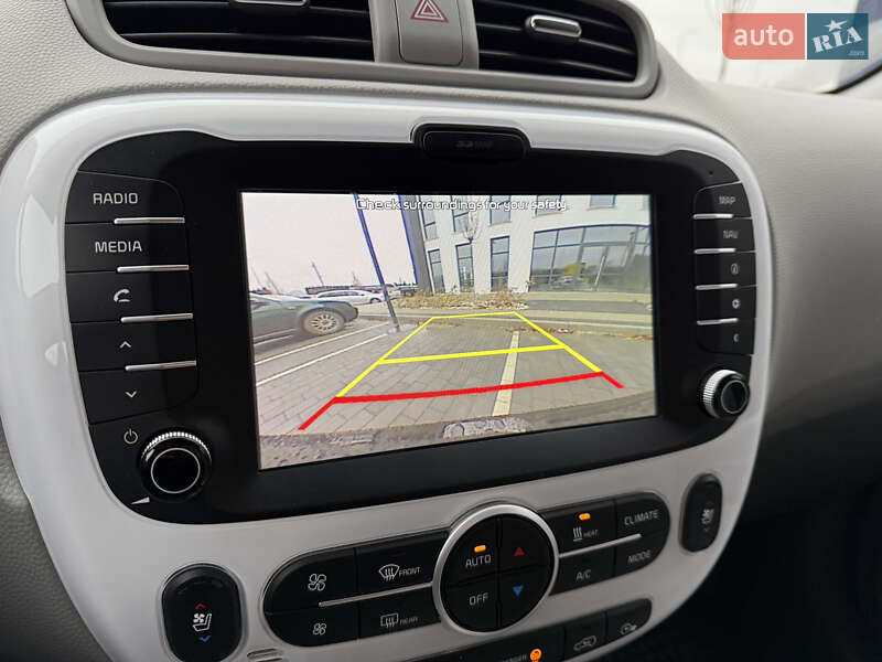 Внедорожник / Кроссовер Kia Soul EV 2018 в Городке